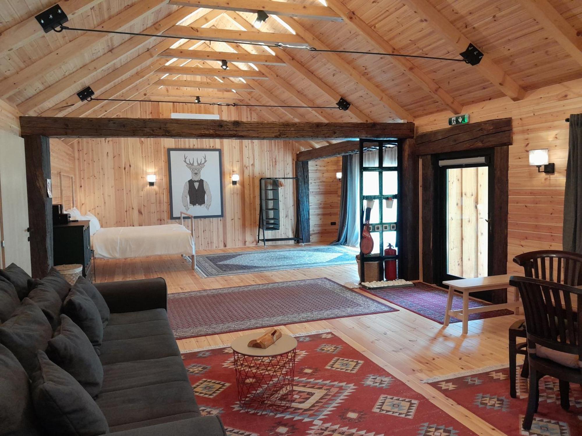 Nica Wood Villa Sremska Kamenica Exterior foto